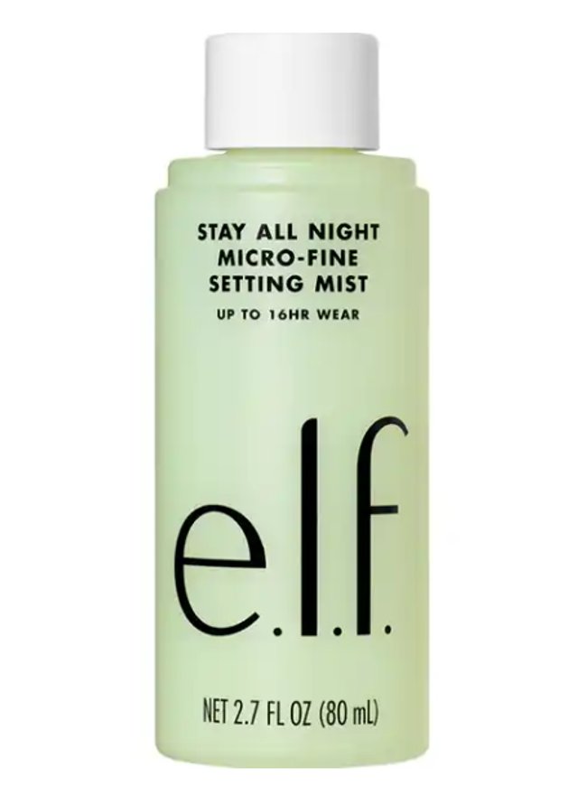 Das Stay All Night Micro-Fine Setting Mist gibt deinem Look den letzten Schliff. Das Stay All Night Micro-Fine Setting Mist gibt deinem Look den letzten Schliff.