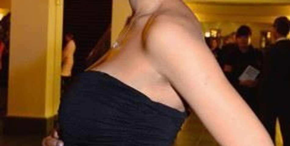 Anastasia bekommt einen Jungen Anastasia bekommt einen Jungen