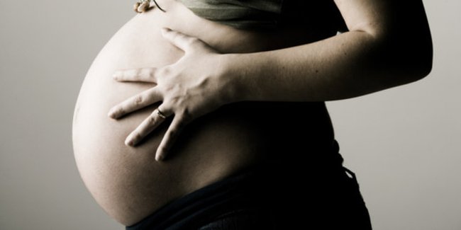 Marfan-Syndrom: Frau mit Babybauch