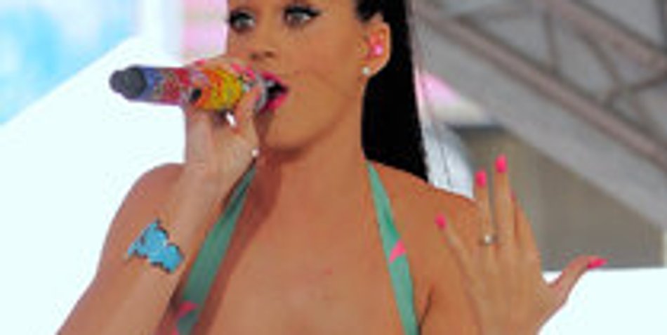 Katy Perry steht auf Rihanna Katy Perry steht auf Rihanna