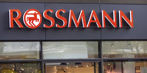 Fashion-Schnäppchen: Diese Umhängetasche in Beige gibt’s für nur 8 Euro bei Rossmann