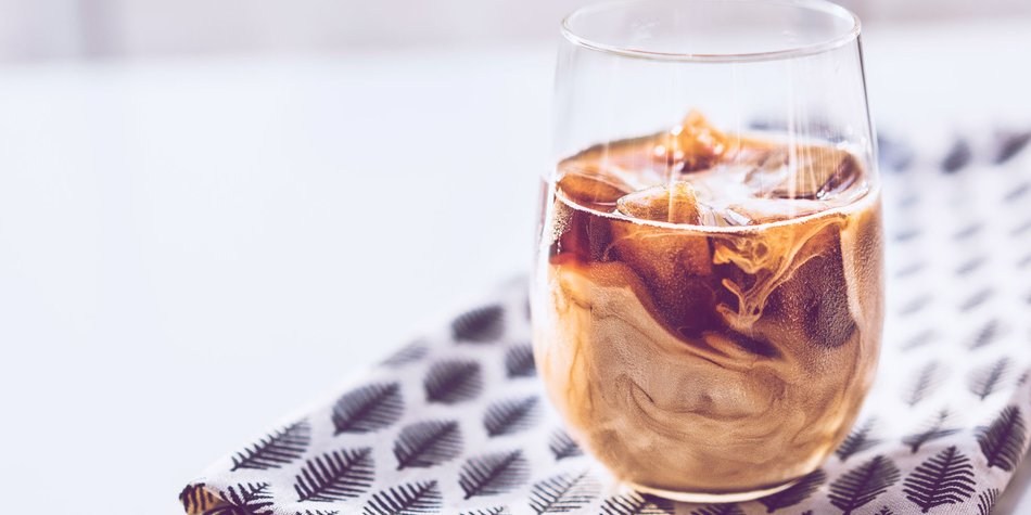 Sommerdrink Coffee Soda: Deshalb wird er gerade zum Trendgetränk Sommerdrink Coffee Soda: Deshalb wird er gerade zum Trendgetränk