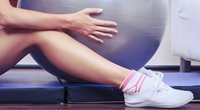 Gymnastikball-Übungen für Bauch, Beine & Po