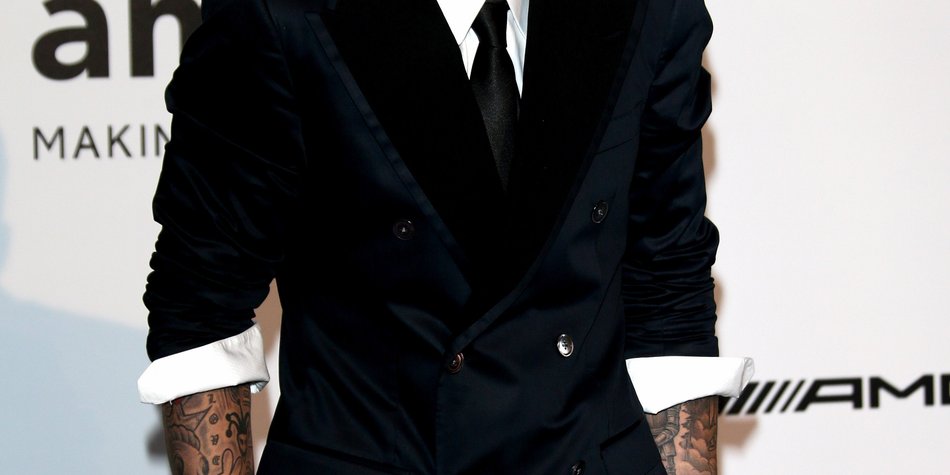 Justin Bieber: Wurde er in einen Autounfall verwickelt? Justin Bieber: Wurde er in einen Autounfall verwickelt?
