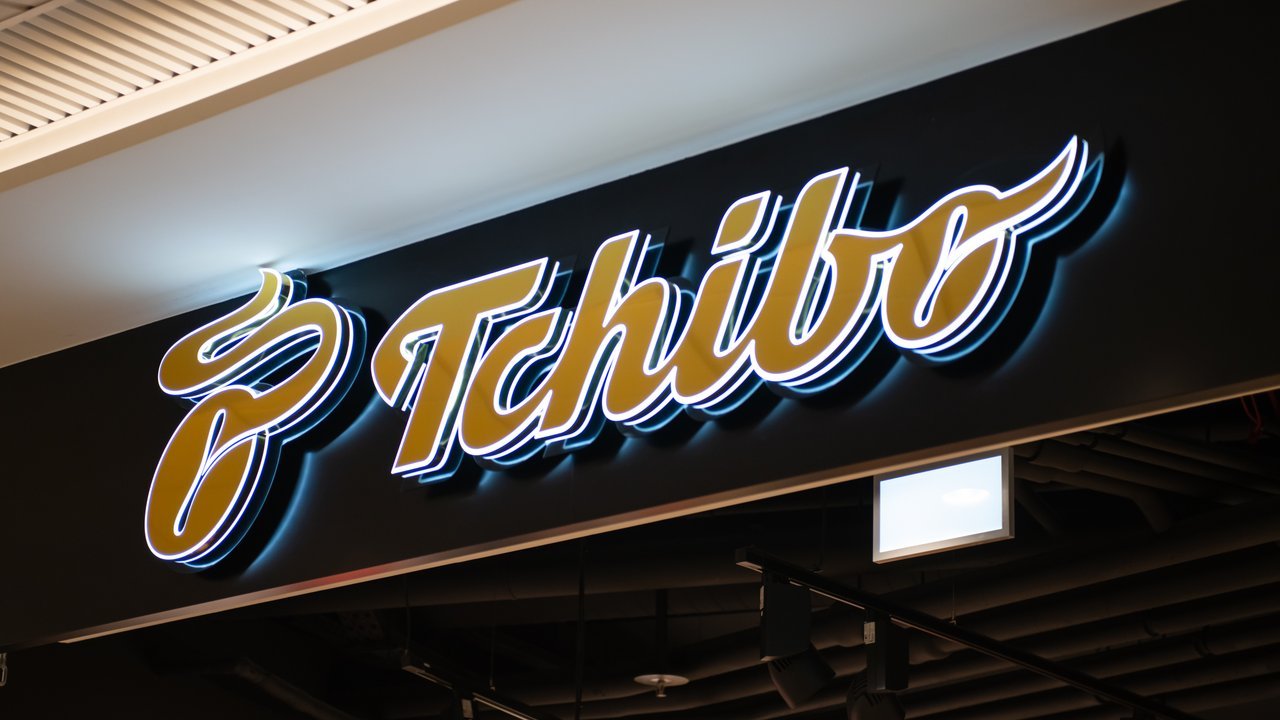 Bei Tchibo: Eine graublaue Softshelljacke für die Übergangszeit. Bei Tchibo: Eine graublaue Softshelljacke für die Übergangszeit.