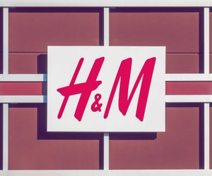 10 goldene Schmuckstücke von H&M, die einfach jeden Look aufwerten