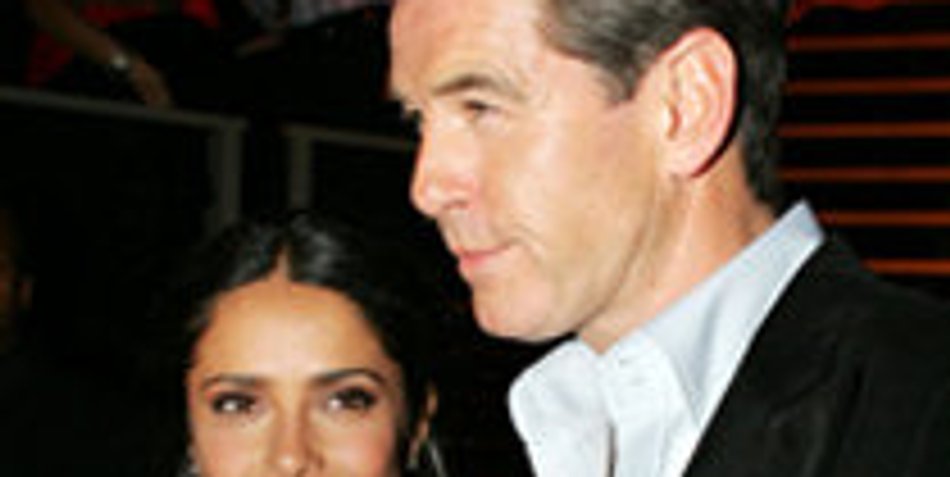 Salma Hayek und Pierce Brosnan in „After the Sunset“ Salma Hayek und Pierce Brosnan in „After the Sunset“