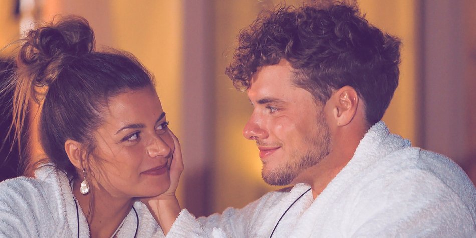 Nach „Single“-Foto der Bachelorette-Boys: Raphael spricht endlich Klartext! Nach „Single“-Foto der Bachelorette-Boys: Raphael spricht endlich Klartext!