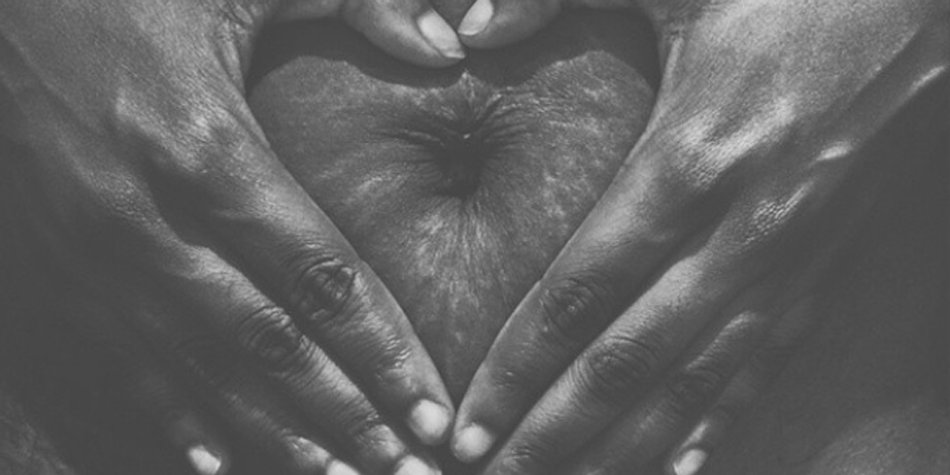 "Love your lines": Dehnungsstreifen sind keine Makel, sondern Kunst "Love your lines": Dehnungsstreifen sind keine Makel, sondern Kunst