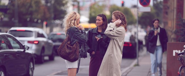 4 Trends, an denen Fashion Girls im Herbst 2025 nicht vorbeikommen 4 Trends, an denen Fashion Girls im Herbst 2025 nicht vorbeikommen