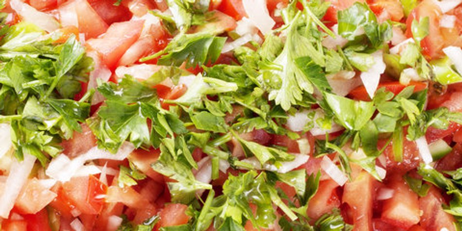 Tomatensalat mit frischem Koriander Tomatensalat mit frischem Koriander