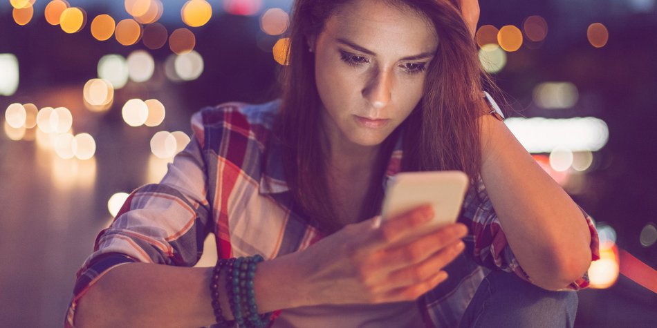 Dating-Trend Maskfishing: Worauf du jetzt achten solltest! Dating-Trend Maskfishing: Worauf du jetzt achten solltest!