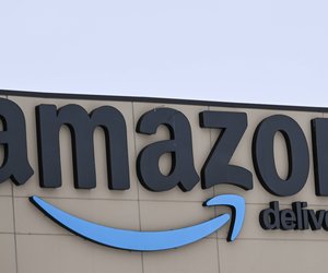 Bring österlichen Glanz in deine vier Wände: Der leuchtende Deko-Baum von Amazon