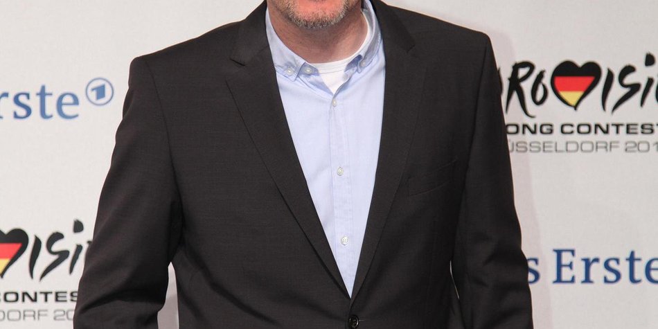Stefan Raab präsentiert die 2000. Ausgabe von TV Total Stefan Raab präsentiert die 2000. Ausgabe von TV Total
