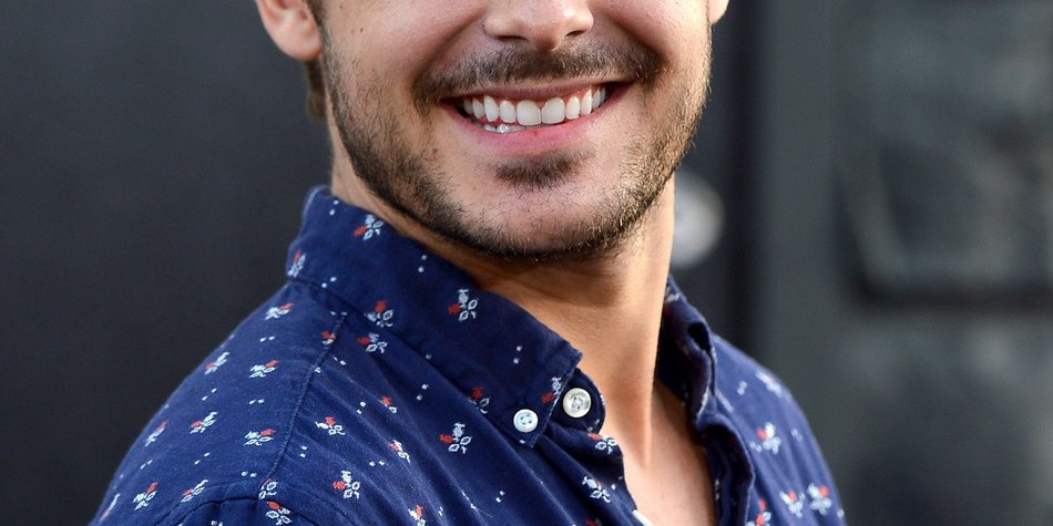 Zac Efron hofft auf einen flotten Dreier Zac Efron hofft auf einen flotten Dreier
