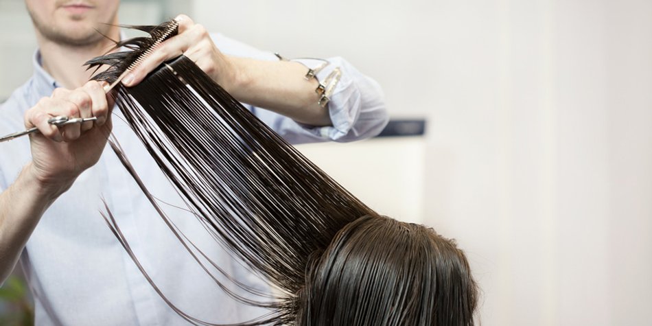 Haar-Lügen: Diese zehn Mythen sollten Sie Ihrem Friseur besser nicht glauben Haar-Lügen: Diese zehn Mythen sollten Sie Ihrem Friseur besser nicht glauben