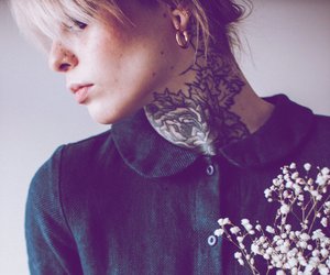 Tattoo am Hals: Das solltest du vor dem Stechen wissen
