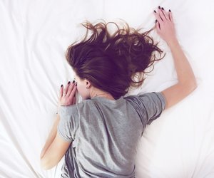 Dieser geniale Akupressur-Trick hilft dir sofort beim Einschlafen!