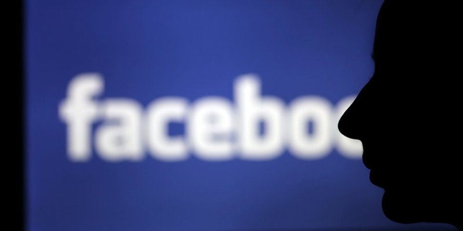 Eltern: Facebook-Spionage Eltern: Facebook-Spionage