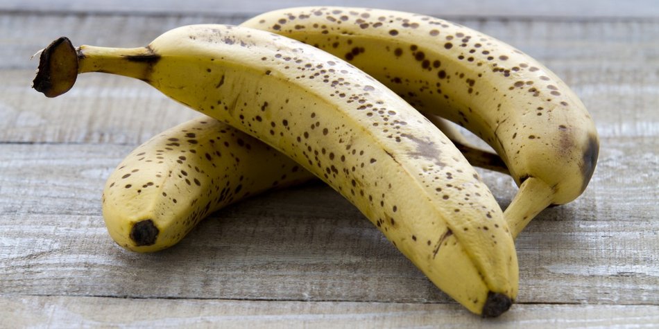 Bananenschale essen: Darum soll es gesund sein! Bananenschale essen: Darum soll es gesund sein!