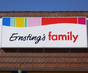 Mit den Schnürstiefeletten von Ernsting's family bist du für Shopping & Café bestens gestylt!