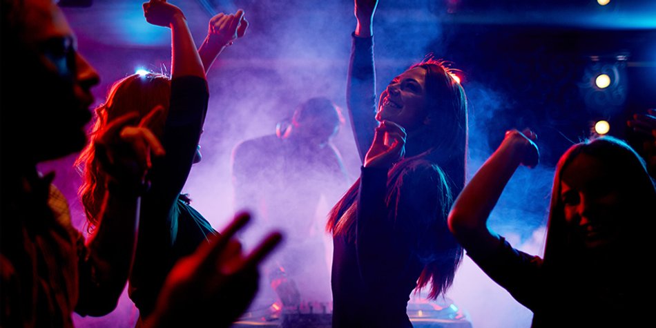 In fünf Steps zum Party Girl: So gelingt Ihnen der perfekte Auftritt In fünf Steps zum Party Girl: So gelingt Ihnen der perfekte Auftritt