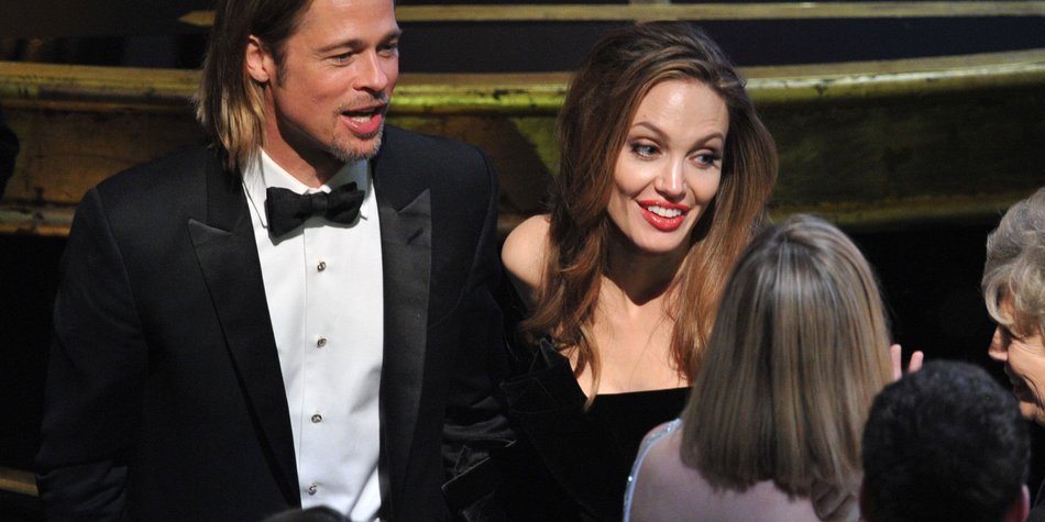 Angelina Jolie und Brad Pitt schmeißen eine Party Angelina Jolie und Brad Pitt schmeißen eine Party