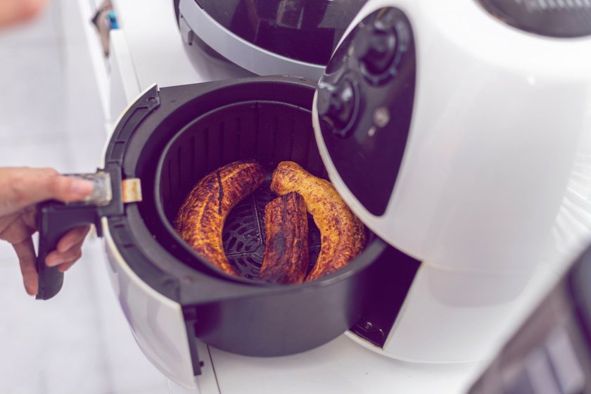Diese 8 Küchenreste verwandelst du im Airfryer in knusprige Überraschungen Diese 8 Küchenreste verwandelst du im Airfryer in knusprige Überraschungen