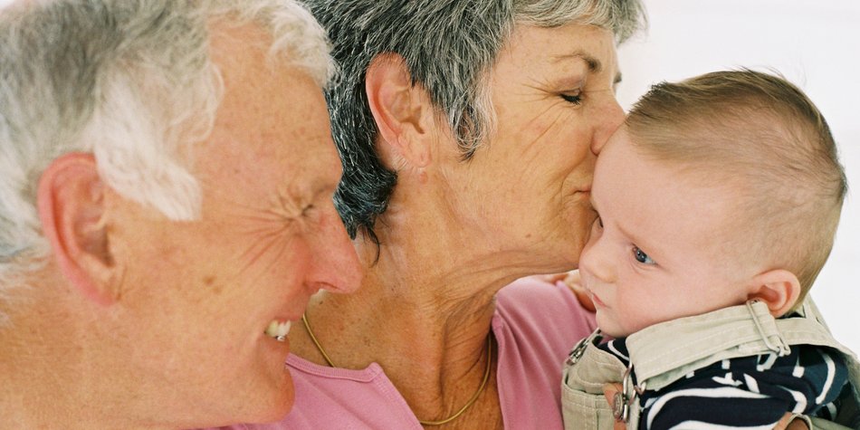 Studie: So schaden Opa und Oma unseren Kindern Studie: So schaden Opa und Oma unseren Kindern