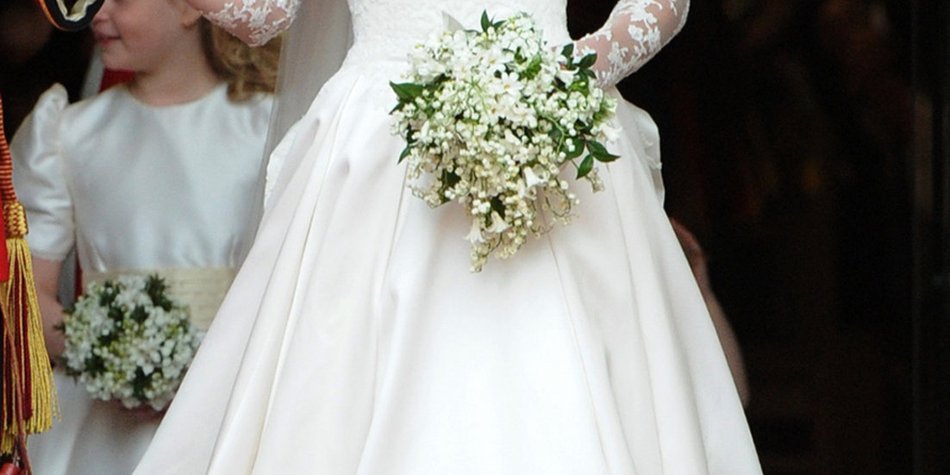 Kate Middleton stellt Brautkleid aus Kate Middleton stellt Brautkleid aus