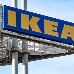 Stylische Balkonbeleuchtung: Diese Laterne von Ikea ist ein absolutes Muss