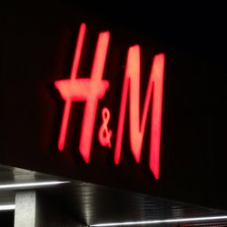 Wie gemacht für Hermine Granger: Dieser Strick-Cardigan von H&M ist ein Winter-Must-have