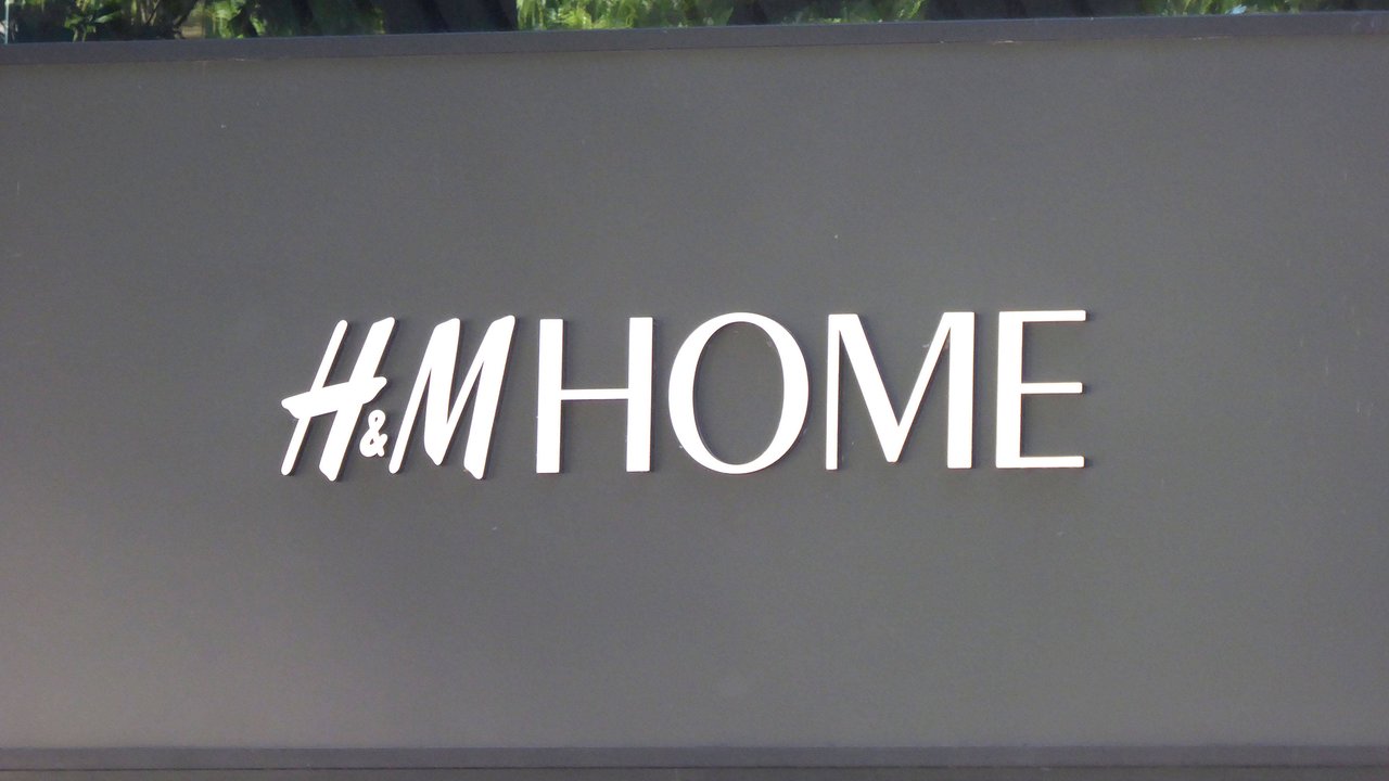 Bei H&M Home findest du jede Menge Outdoor Accessoires.