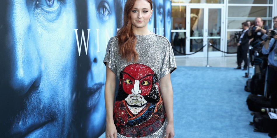 Hat Sophie Turner das „Game of Thrones“-Ende verraten?! Hat Sophie Turner das „Game of Thrones“-Ende verraten?!