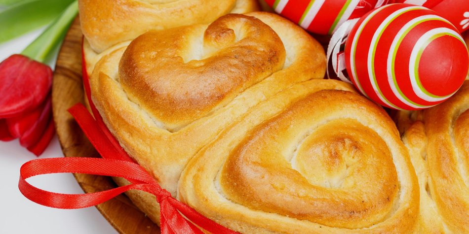 Osterkranz backen: Die besten Tricks Osterkranz backen: Die besten Tricks