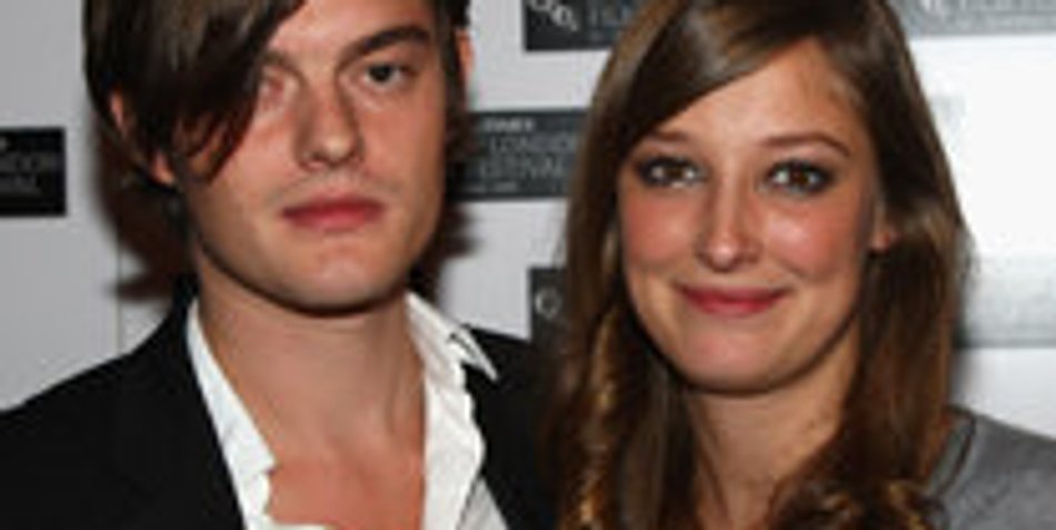 Alexandra Maria Lara und Sam Reily sind verlobt Alexandra Maria Lara und Sam Reily sind verlobt
