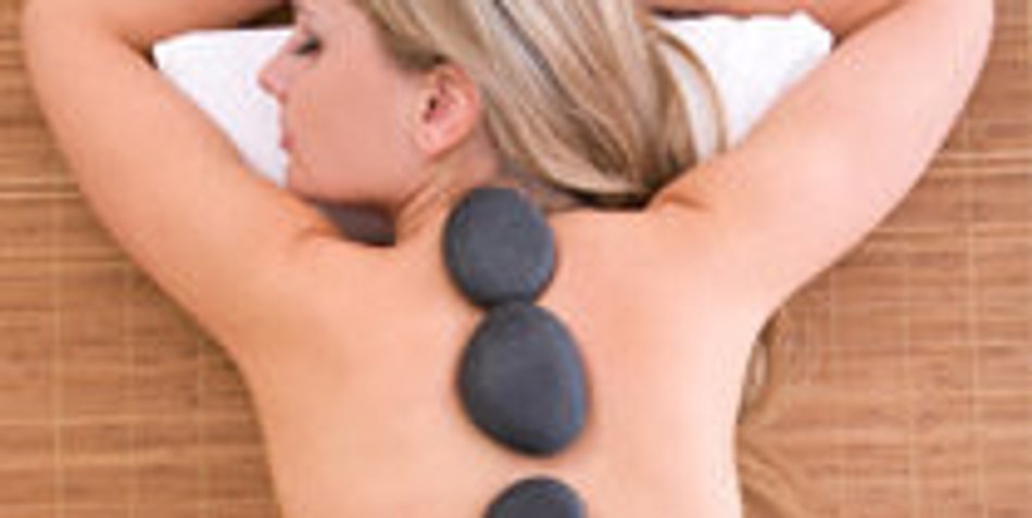 Massage Methoden: Thai Massage, Hot Stone und Co. Massage Methoden: Thai Massage, Hot Stone und Co.