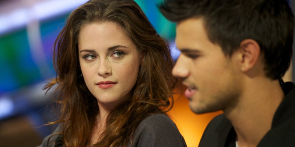 Taylor Lautner feiert mit Kristen Stewart Taylor Lautner feiert mit Kristen Stewart