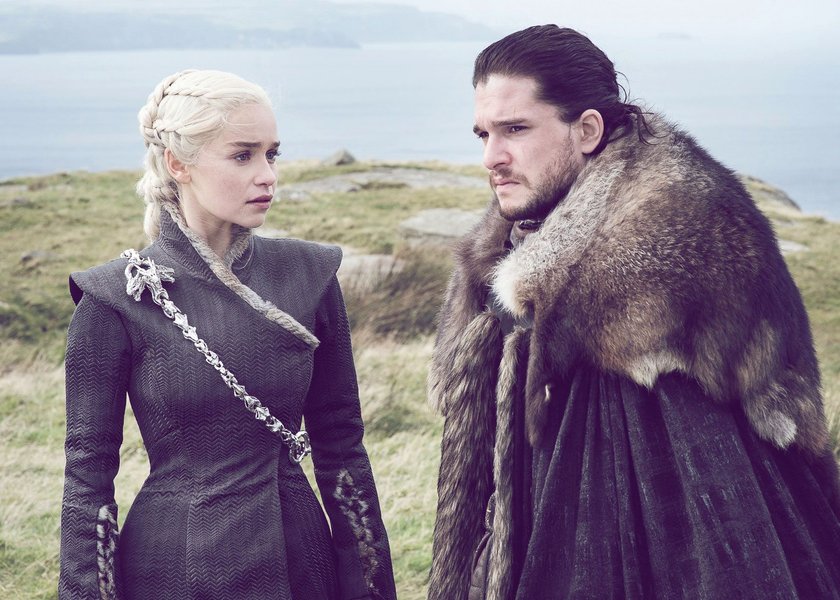Emilia Clarke und Kit Harington in Game of Thrones Emilia Clarke und Kit Harington in Game of Thrones