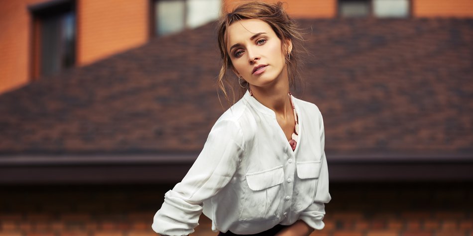 Diese weiße Bluse ist ein echtes Highlight! Diese weiße Bluse ist ein echtes Highlight!