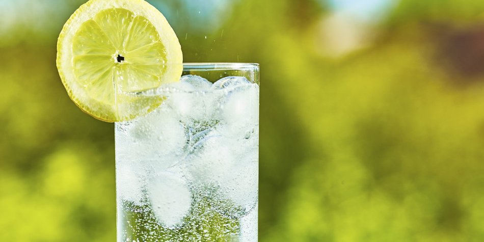 7 Mineralwasser Hacks, die Du kennen musst 7 Mineralwasser Hacks, die Du kennen musst