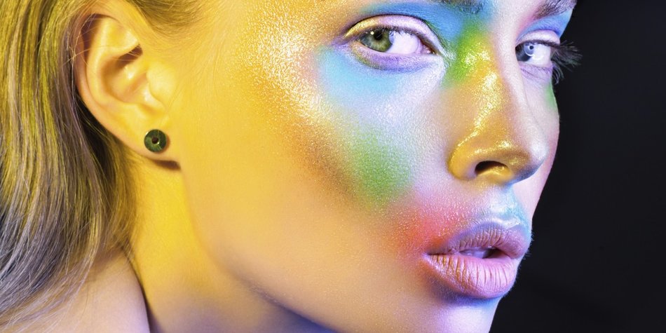 Beauty-Hype: Highlighter in Regenbogen-Farben! Beauty-Hype: Highlighter in Regenbogen-Farben!