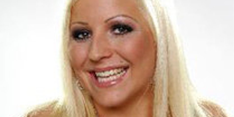 Big Brother 10: Lilly Love erobert die Herzen von Klaus und Co. Big Brother 10: Lilly Love erobert die Herzen von Klaus und Co.
