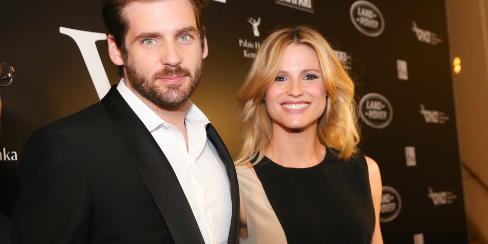 Michelle Hunziker hat noch immer Schmetterlinge im Bauch Michelle Hunziker hat noch immer Schmetterlinge im Bauch