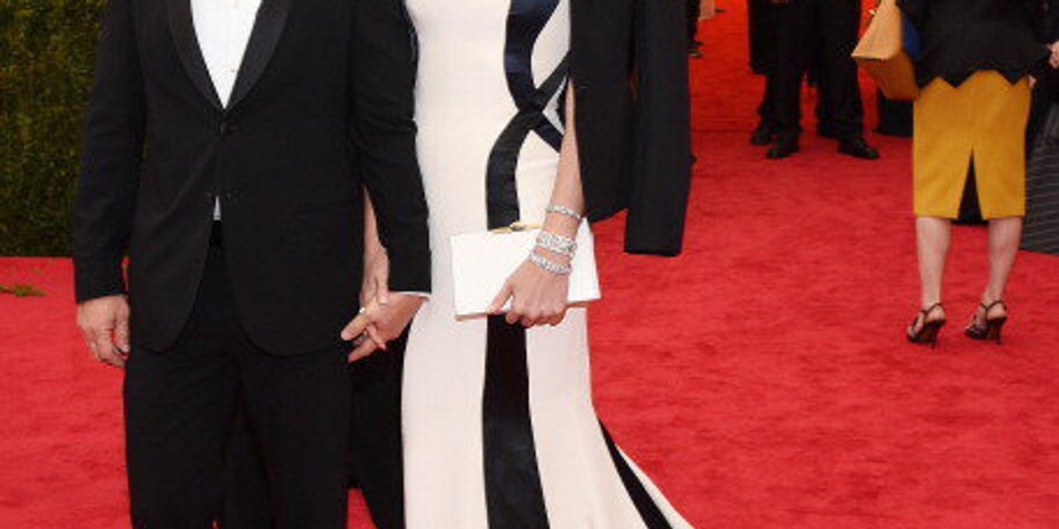 Charlize Theron hält Händchen mit Sean Penn Charlize Theron hält Händchen mit Sean Penn