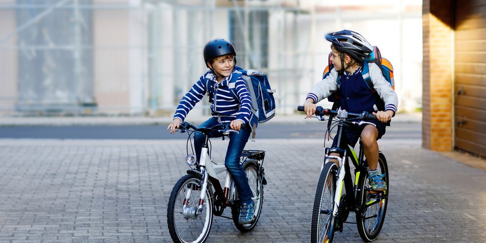 Fahrradprüfung in der Grundschule: Der Führerschein fürs Radfahren Fahrradprüfung in der Grundschule: Der Führerschein fürs Radfahren