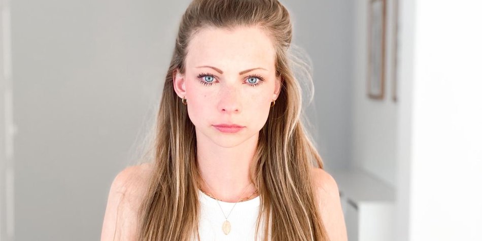 Nina von „the.twinteam“: „Hört endlich auf, Kaiserschnitt-Geburten zu verurteilen!" Nina von „the.twinteam“: „Hört endlich auf, Kaiserschnitt-Geburten zu verurteilen!"