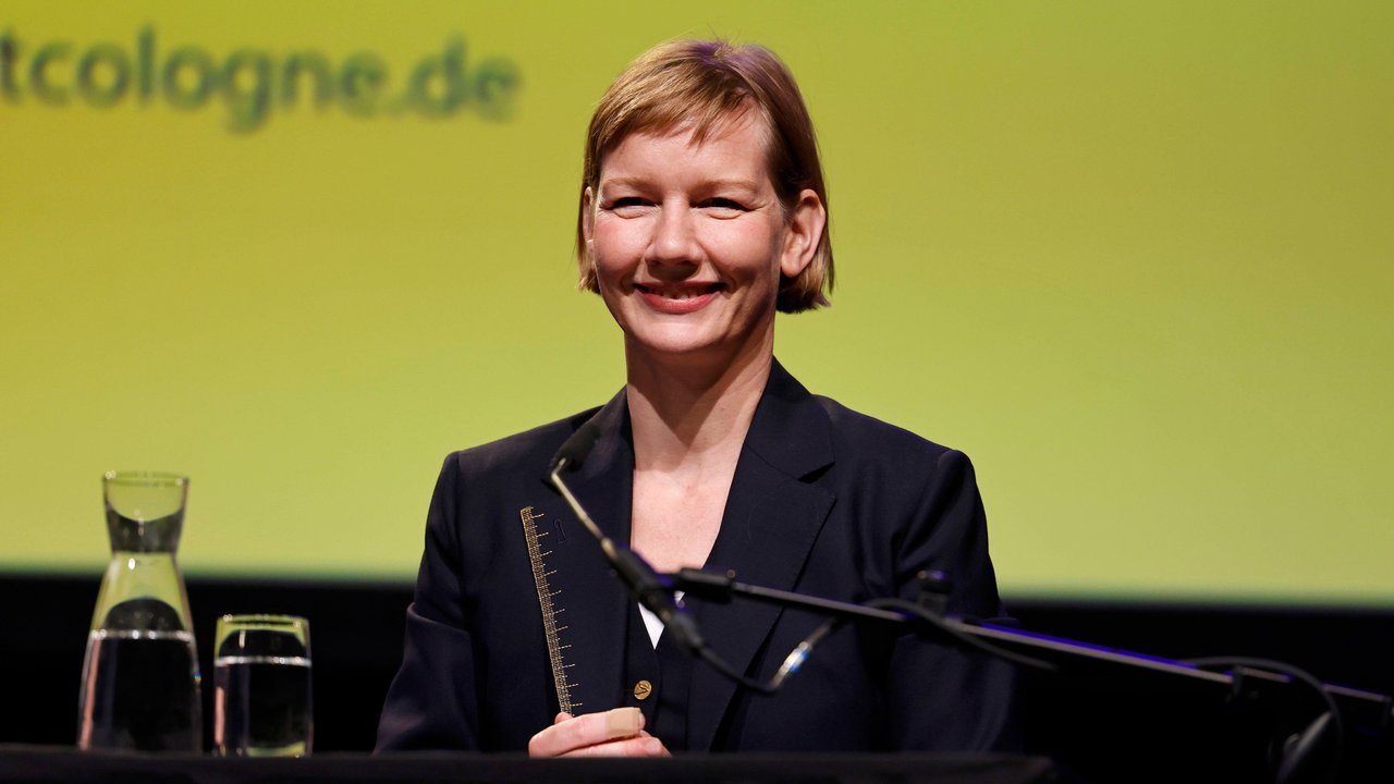 Sandra Hüller auf der Litcologne 2024. Sandra Hüller auf der Litcologne 2024.