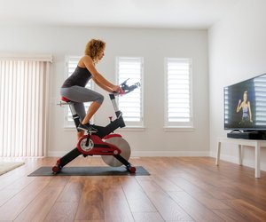 So hoch ist Kalorienverbrauch beim Radfahren auf dem Heimtrainer