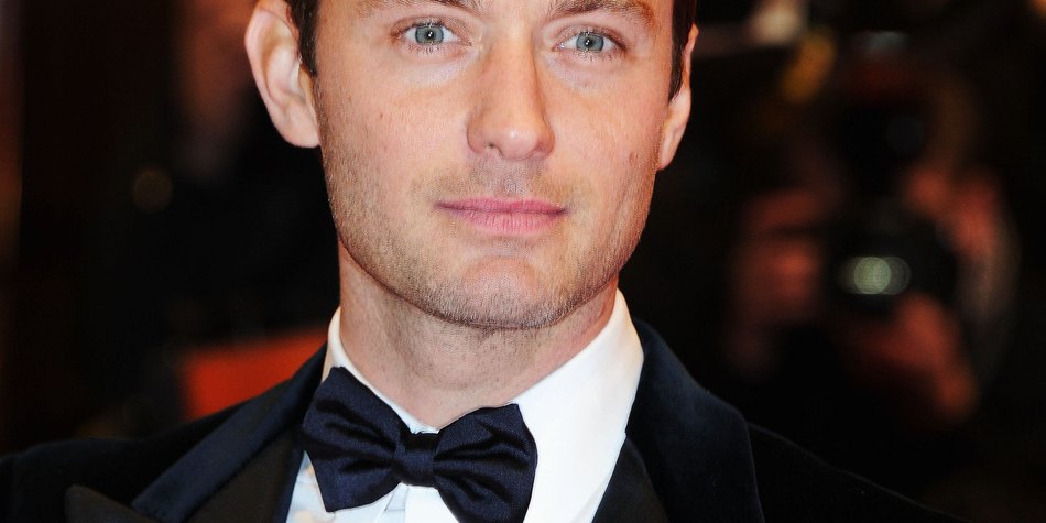 Jude Law: Bierbauch statt Sixpack? Jude Law: Bierbauch statt Sixpack?